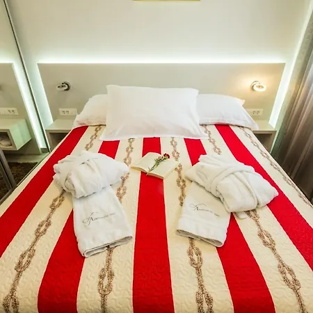 Lägenhetshotell Gimi 4*
